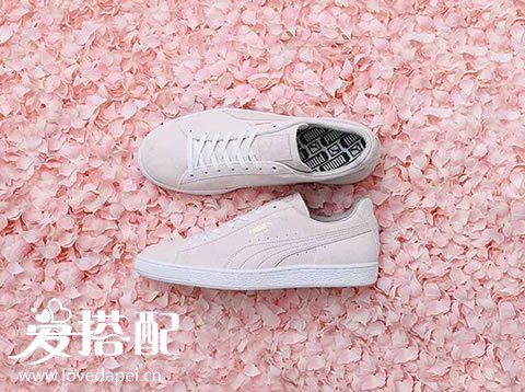 春季怎样穿搭“腮红粉(blush)”颜色衣服